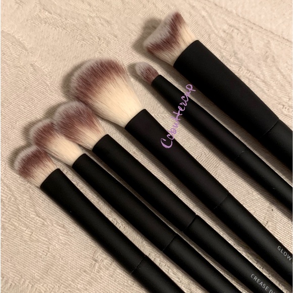 Lithe Beauty Everyday Essentials Brush Set BNIP - Picture 10 of 15